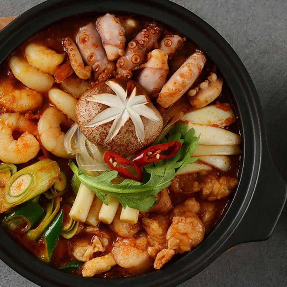 [우체국쇼핑] 부산 명물의 그 맛! 당일도축 한우곱창 낙곱새 밀키트(850g 2인분)