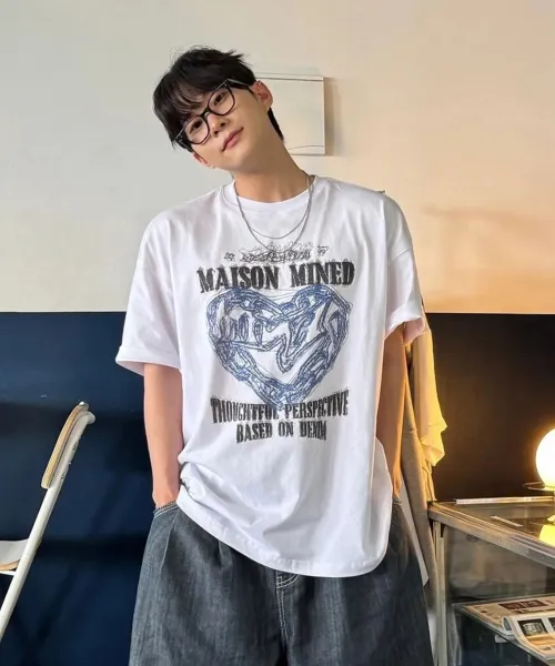 메종미네드(MAISON MINED) DOODLE HEART HALF T WHITE GREYISH BLUE - 사이즈 & 후기