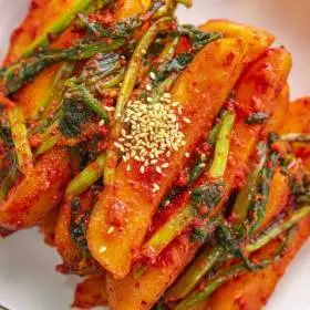 (국산 총각김치 2kg/무배) 전라도 엄마 전통 방식으로 담아 보내는 알타리 HACCP 인증 국내산재료